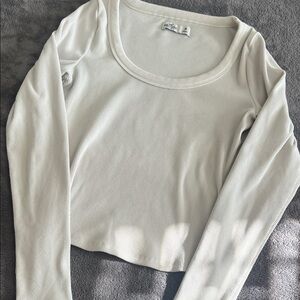 Women's white Long Sleeve Top